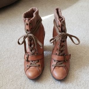 Nine West Cuzza Booties